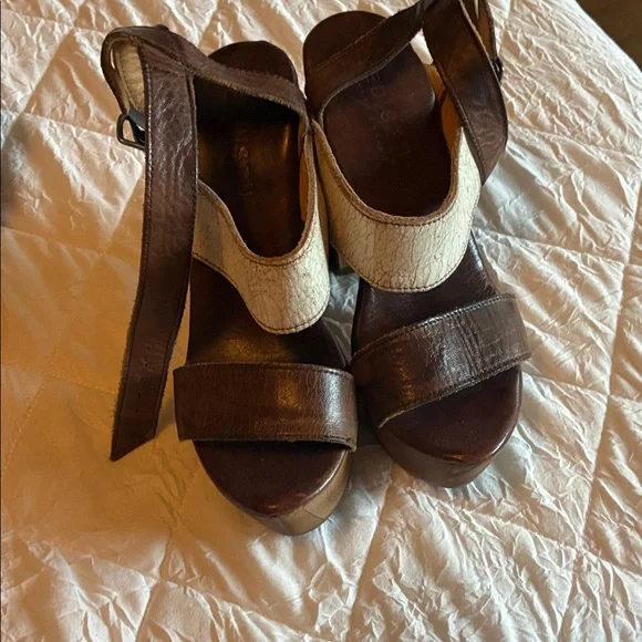 Bed Stu Brown and Cream Platform Sandals - Picture 2 of 5